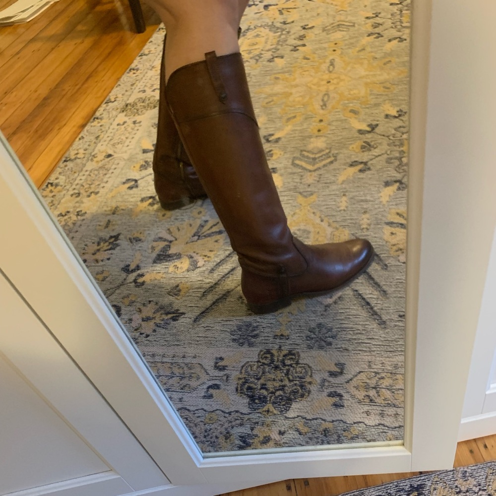 Amazing chestnut Frye boots size 9.5